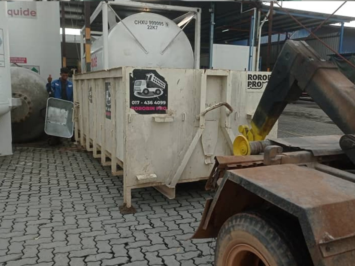 Dumpster bins