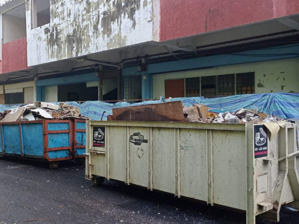 Dumpster bins